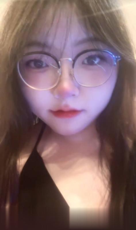 浙江-杭州下沙bbw童颜巨乳-2.jpg