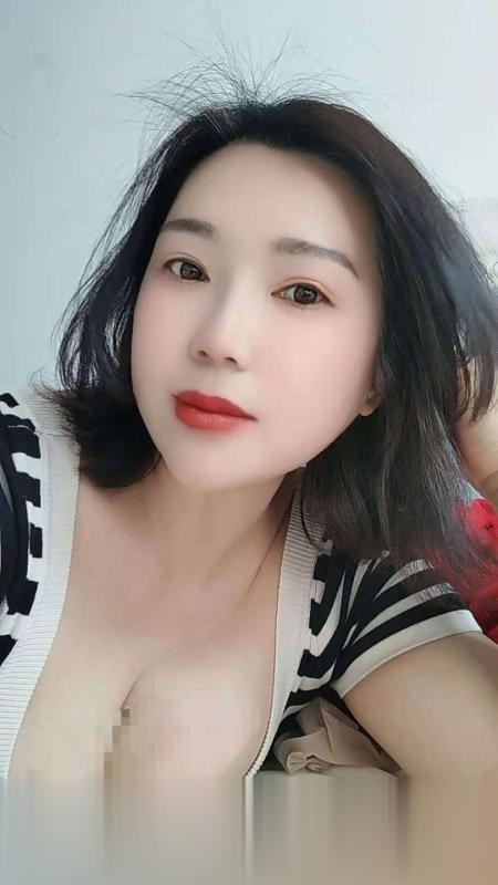 安徽-合肥瑶海美胸少妇悠悠-2.jpg
