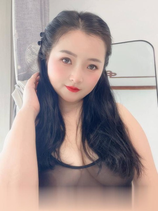 四川-成都武侯区丰满少妇琴儿-1.jpg