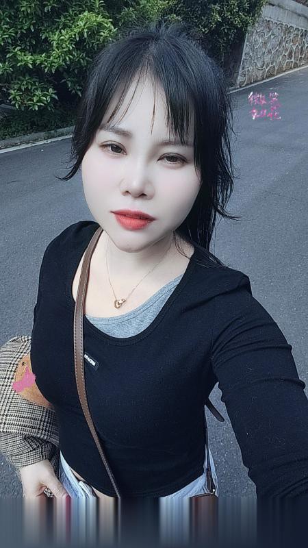 湖南-长沙兼职少妇菲菲-1.jpg