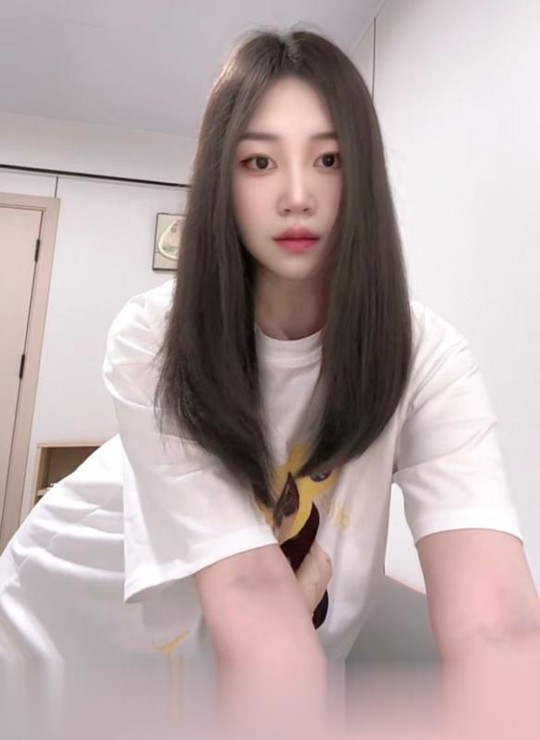 广东-深圳大长腿美少女-1.jpg