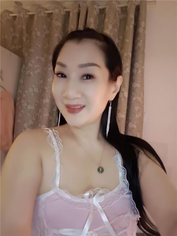 浙江-杭州拱墅大胸美少妇SM-1.jpeg